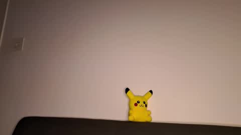 Snapshot of chrisslicer chatting on 12/05/25, 01:36 Christopher online show from 12/05/25, 01:36