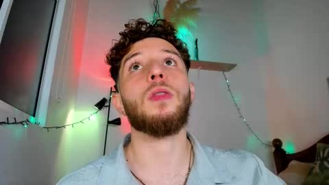 Hi dont forguet to follow me    online show from 12/18/25, 07:25