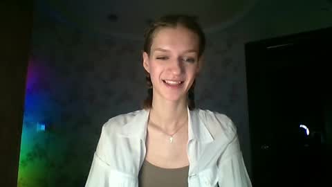 Snapshot of chrissy_joyful chatting on 04/14/26, 04:40 chrissy_joyful online show from 04/14/26, 04:40