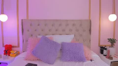 Snapshot of christal_jane chatting on 07/21/26, 03:47 christal_jane online show from 07/21/26, 03:47