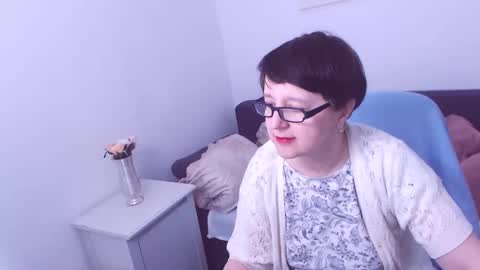 Christa online show from 12/12/24, 03:21