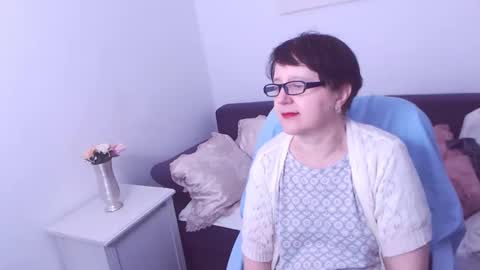 Christa online show from 12/19/24, 06:23