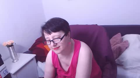 Christa online show from 10/15/25, 12:44