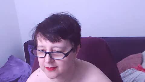 Christa online show from 11/09/25, 12:42