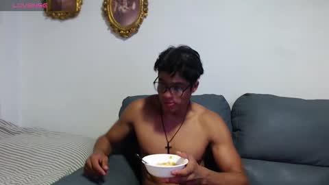 ---Chistian--- online show from 10/15/25, 06:19