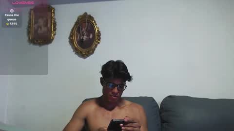 ---Chistian--- online show from 10/22/25, 02:12