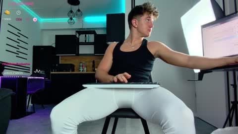 UPVOTE ME ------  ILL DO SOMETHING FOR FREE online show from 12/09/24, 06:01