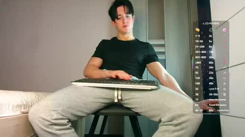 UPVOTE ME ------  ILL DO SOMETHING FOR FREE online show from 12/20/25, 03:19