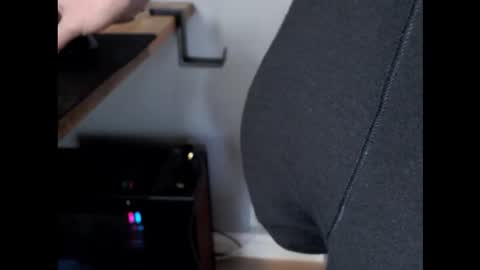 Chris online show from 11/01/25, 08:38