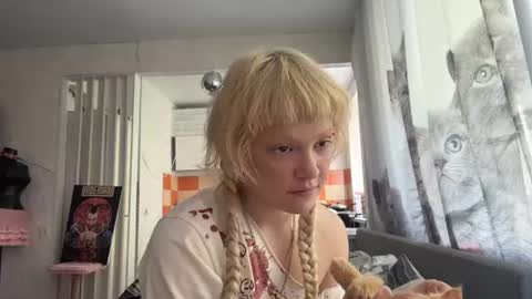 christiechorney online show from 07/04/26, 05:02