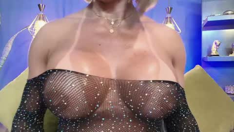 Christiekroes online show from 05/03/26, 12:16