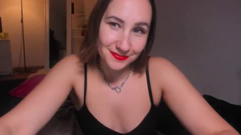 christina rosse online show from 11/08/25, 03:34