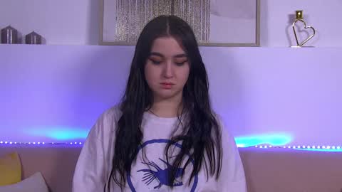 Christina online show from 01/22/25, 04:34