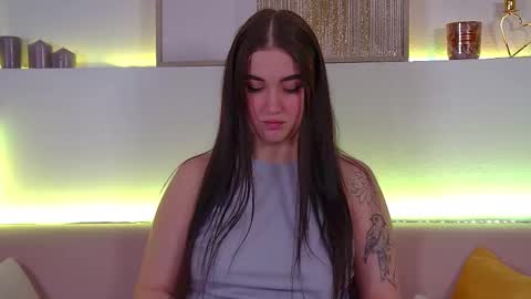 Christina online show from 02/27/25, 09:36