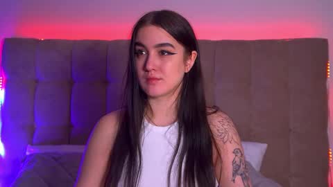 Christina online show from 03/03/25, 06:22