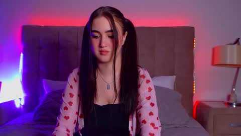 Christina online show from 03/10/25, 09:29