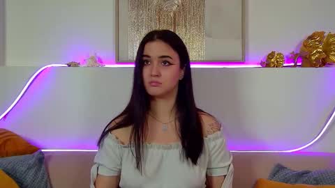 Christina online show from 09/23/25, 06:55