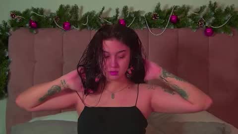 Christina online show from 12/04/25, 07:00