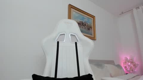 Snapshot of christine0990__ chatting on 03/07/25, 07:19 Hi im Christine online show from 03/07/25, 07:19