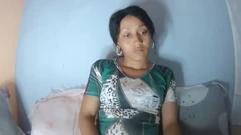 christine213 online show from 10/12/25, 08:35