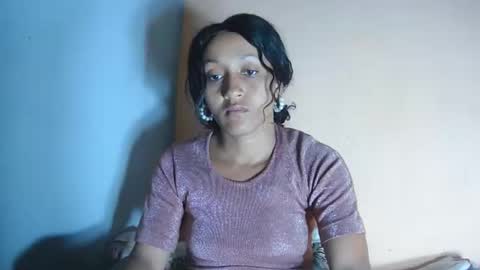 Snapshot of christine213 chatting on 11/05/25, 12:21 christine213 online show from 11/05/25, 12:21