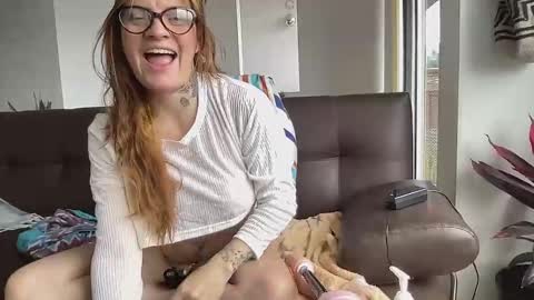 Val riess -- Instagram free online show from 03/11/25, 04:07