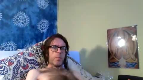 Snapshot of christophe_73 chatting on 03/10/25, 12:26 Chris online show from 03/10/25, 12:26