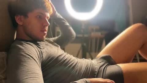 Christopher online show from 11/03/25, 07:53