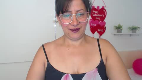 Snapshot of christy_ant chatting on 02/16/26, 06:37 Christy online show from 02/16/26, 06:37