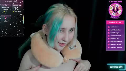 christyw3b online show from 11/21/25, 05:11