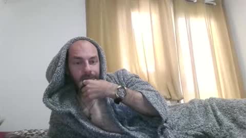 Snapshot of christyyyyyyy chatting on 10/26/25, 08:20 christyyyyyyy online show from 10/26/25, 08:20