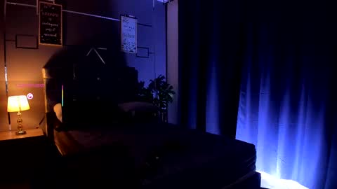 chrristopher77 online show from 09/24/25, 12:19