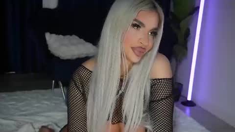 Chrystal online show from 06/16/26, 08:44