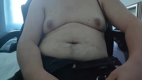 Snapshot of chub2fit chatting on 11/20/25, 02:28 Chub2Fit online show from 11/20/25, 02:28