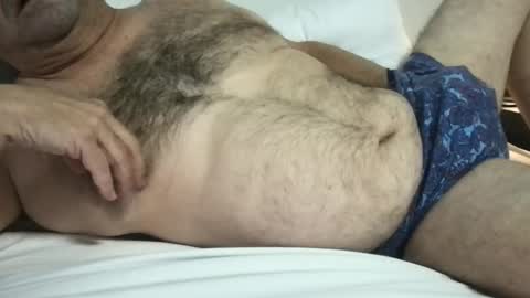 lOOking4me online show from 12/15/25, 06:12