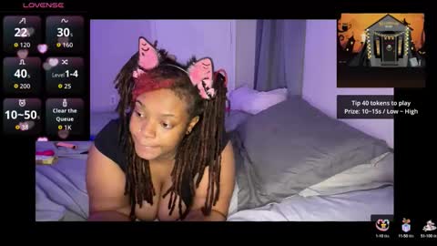 Snapshot of chubbeedweeb chatting on 10/11/25, 04:44 EmberEssence online show from 10/11/25, 04:44