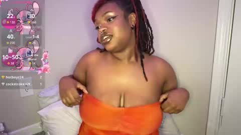 Snapshot of chubbeedweeb chatting on 10/23/25, 04:01 EmberEssence online show from 10/23/25, 04:01