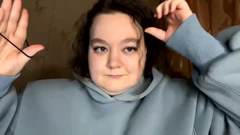 Kat online show from 03/06/25, 09:42