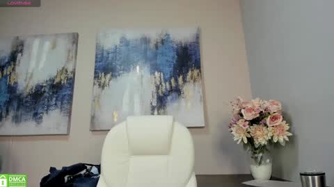 Vanesa online show from 12/21/24, 12:16