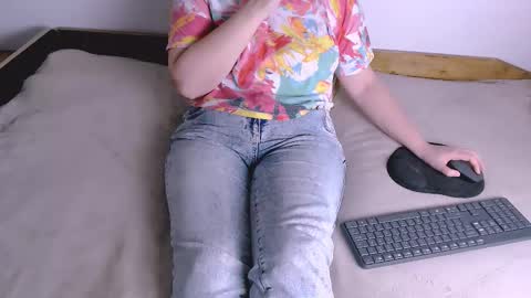 Maia online show from 12/13/25, 08:58