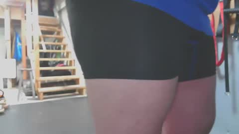 Snapshot of chubbytuna chatting on 12/16/24, 06:27 Chubbypumper online show from 12/16/24, 06:27