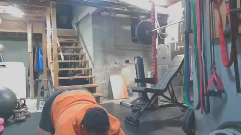 Snapshot of chubbytuna chatting on 12/31/24, 05:18 Chubbypumper online show from 12/31/24, 05:18