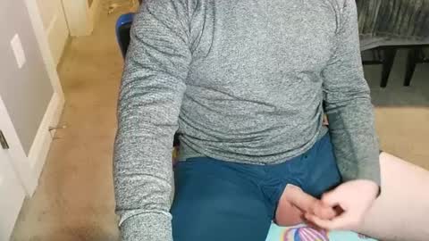 Snapshot of chuck0781 chatting on 01/16/25, 06:03 chuck online show from 01/16/25, 06:03