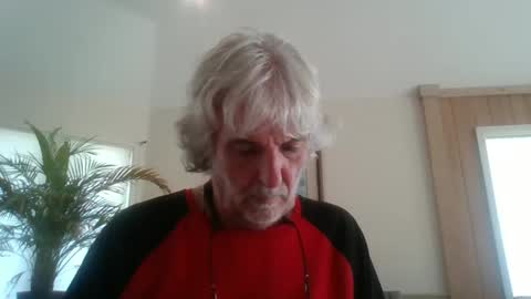 Snapshot of chuck354139 chatting on 01/02/25, 08:35 chuck354139 online show from 01/02/25, 08:35