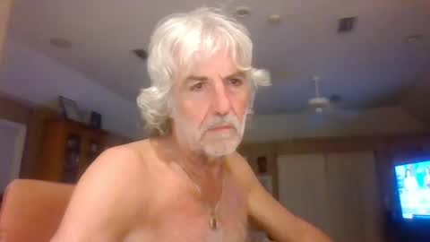 Snapshot of chuck354139 chatting on 01/03/25, 06:44 chuck354139 online show from 01/03/25, 06:44