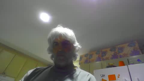 Snapshot of chuck354139 chatting on 01/08/25, 05:05 chuck354139 online show from 01/08/25, 05:05