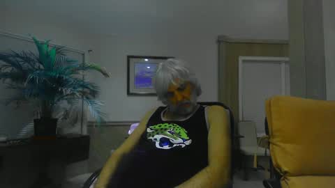 Snapshot of chuck354139 chatting on 01/12/25, 07:53 chuck354139 online show from 01/12/25, 07:53