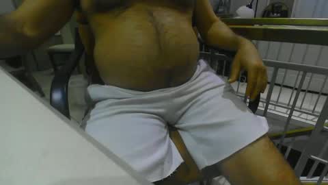 Snapshot of chuck354139 chatting on 03/03/25, 03:08 chuck354139 online show from 03/03/25, 03:08