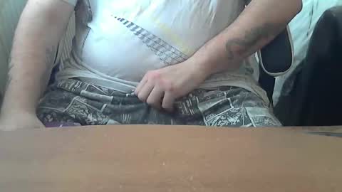 Snapshot of chunkisgreat chatting on 12/02/25, 12:21 chunkisgreat online show from 12/02/25, 12:21