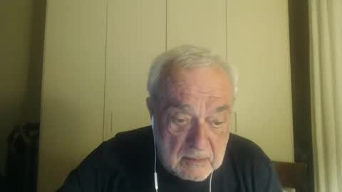 Snapshot of ciaoamoremio4 chatting on 02/16/25, 08:33 ciaoamoremio4 online show from 02/16/25, 08:33